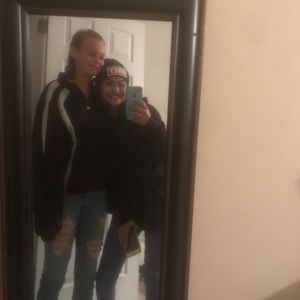 Meet your Posher, Riley